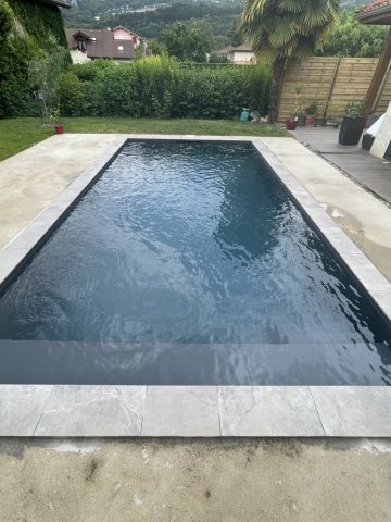 Construction sur mesure d'une piscine miroir 7m x 3.50m à Sassenage