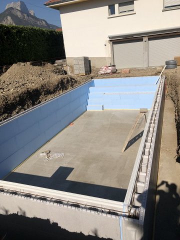 Construction d'une piscine sur mesure 10m x 4m à Saint Ismier