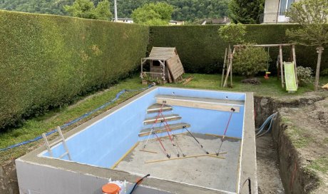 Construction d'une piscine sur mesure au Versoud