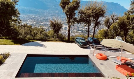 Piscine à effet débordement 6m x 4m à Poisat