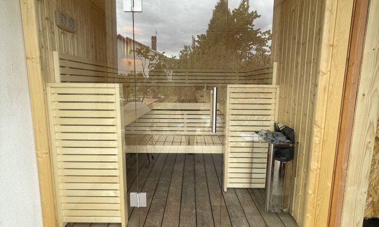 Installation d'un sauna 4-5 personnes à Sassenage en extérieur