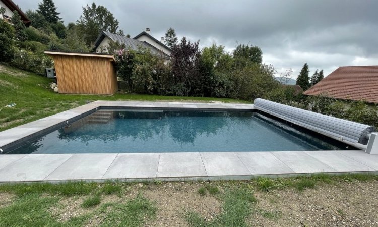 Construction d'une piscine maçonnée sur mesure à Saint Martin d'Uriage