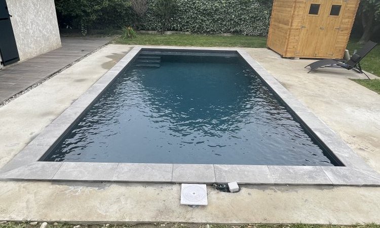 Construction sur mesure d'une piscine miroir 7m x 3.50m à Sassenage