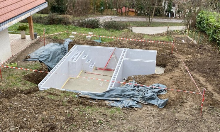 Elévation des murs avec disposition des aciers