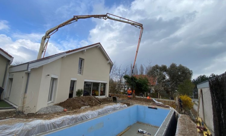 Pompage du béton avec une flèche de 47m