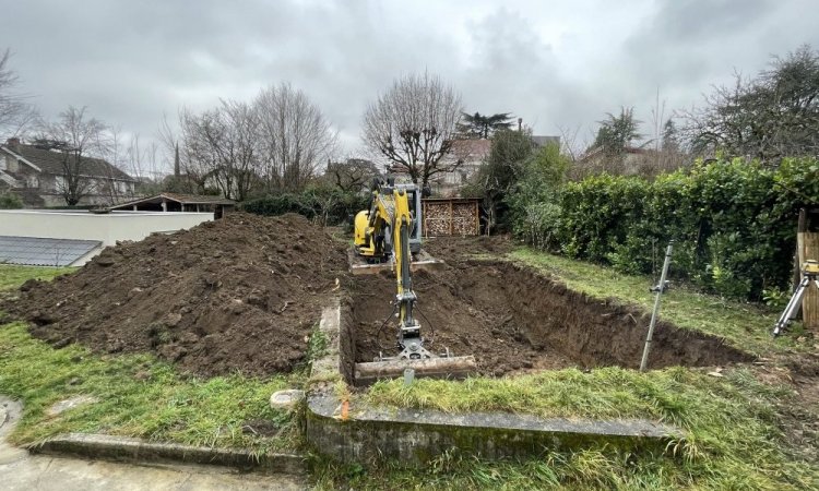 CONSTRUCTION PISCINE 7M X 3.25M À CORENC