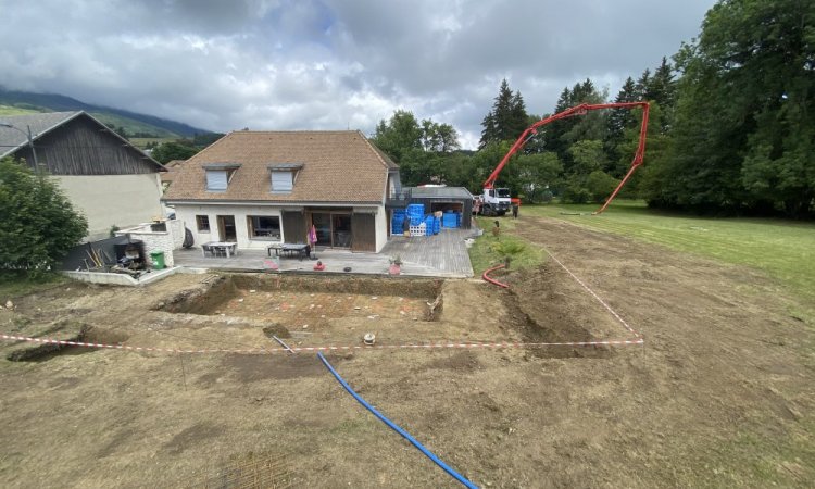 Piscine 8.75m x 4m à Monestier-de-Clermont dans le Trièves près de Grenoble