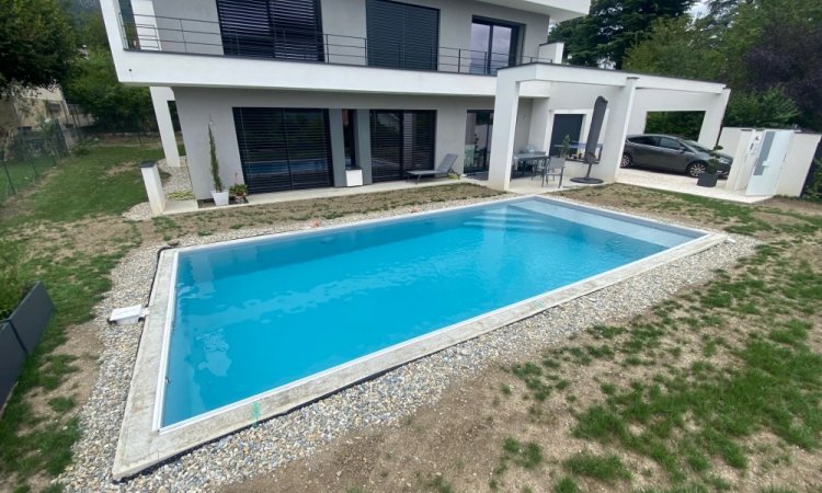 Piscine 8.50m x 4m à Meylan dans le Grésivaudan près de Grenoble