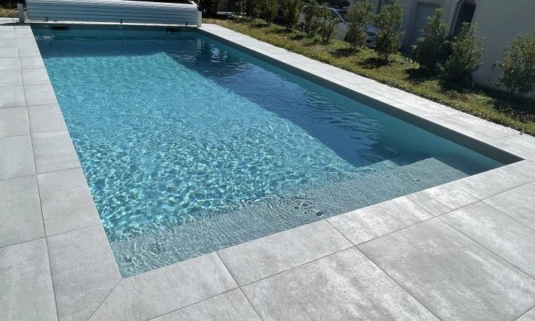 Rénovation d'une piscine à Biviers