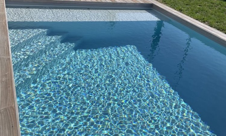 Piscine 8.50m x 4m à Meylan dans le Grésivaudan près de Grenoble