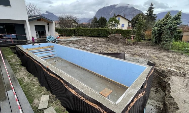 CONSTRUCTION PISCINE 11M X 3M À SASSENAGE