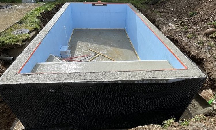 Construction d'une piscine maçonnée sur mesure 6m x 3.25m à Moirans